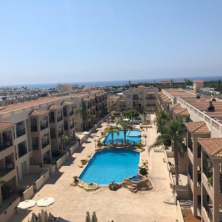 Royal Seacrest Apartment Paphos ภายนอก รูปภาพ
